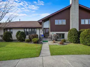6551 Pine Lake Drive #2 Tinley Park IL 60477 MLS #MRD12496223 52 broker reciprocity