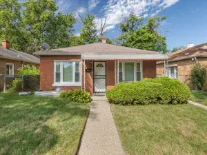18204 Exchange Avenue #1 Lansing IL 60438 MLS #MRD12471091 56 broker reciprocity