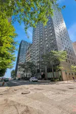 5757 N Sheridan Road #19B Chicago IL 60660 MLS #MRD12426694 64 broker reciprocity