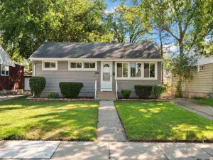 14214 S Parnell Avenue Riverdale IL 60827 MLS #MRD12501401 64 broker reciprocity