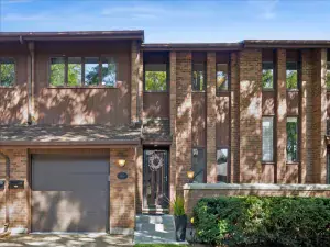 5161 N Moreland Avenue Norridge IL 60706 MLS #MRD12437397 62 broker reciprocity