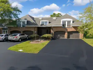9198 South Road #A Palos Hills IL 60465 MLS #MRD12446358 54 broker reciprocity