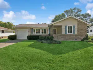 19 S Waller Avenue Chicago IL 60644 MLS #MRD12490730 50 broker reciprocity
