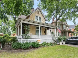2610 Sunnyside Avenue Westchester IL 60154 MLS #MRD12503419 46 broker reciprocity