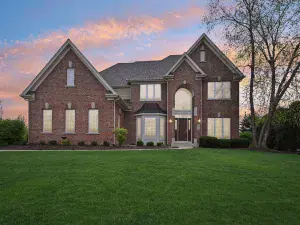 12 Highgate Court St. Charles IL 60174 MLS #MRD12494769 62 broker reciprocity