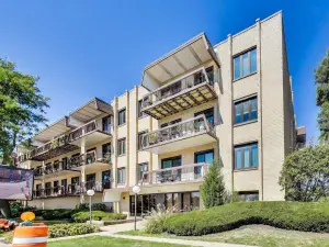 828 OAKTON Street #5F Evanston IL 60202 MLS #MRD12497799 64 broker reciprocity