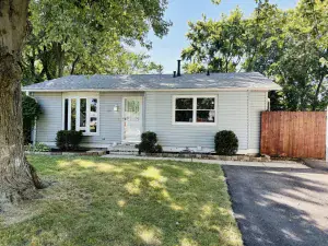 271 N Smith Street Aurora IL 60505 MLS #MRD12496132 50 broker reciprocity