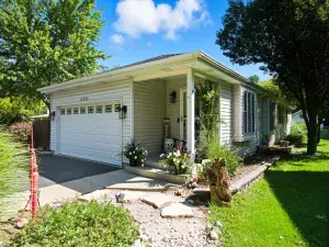 1426 Kings Road Carpentersville IL 60110 MLS #MRD12497797 52 broker reciprocity