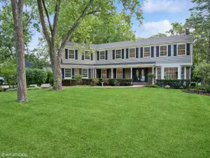 60 E Fabish Drive Buffalo Grove IL 60089 MLS #MRD12502399 48 broker reciprocity