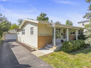 620 W Natalie Lane Addison IL 60101 MLS #MRD12503147 62 broker reciprocity