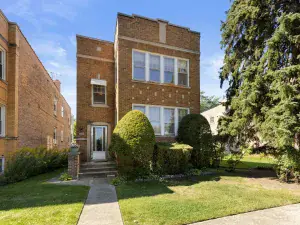 9011 Bronx Avenue Skokie IL 60077 MLS #MRD12468359 26 broker reciprocity