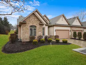 9617 Brandt Avenue Oak Lawn IL 60453 MLS #MRD12501229 50 broker reciprocity