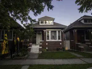 3904 W 58th Place Chicago IL 60629 MLS #MRD12494243 50 broker reciprocity