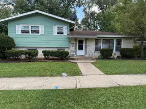 4627 Saratoga Road Richton Park IL 60471 MLS #MRD12454992 46 broker reciprocity