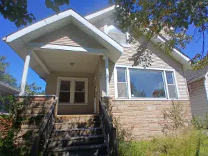 3 E 140th Court Riverdale IL 60827 MLS #MRD12398240 46 broker reciprocity