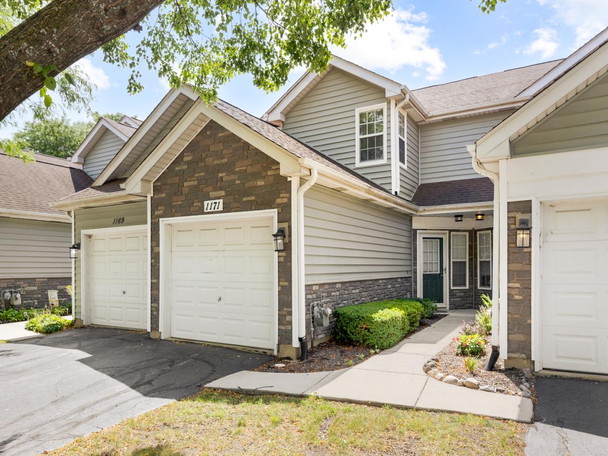 1171 Regency Drive Schaumburg IL 60193 MLS #MRD12444045 87 MLS #MRD12444045 image #0