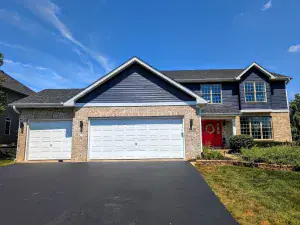 3725 N Firestone Drive Hoffman Estates IL 60192 MLS #MRD12490706 58 broker reciprocity