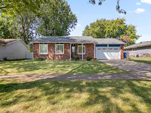 2242 Crescent Street Bourbonnais IL 60914 MLS #MRD12430695 60 broker reciprocity