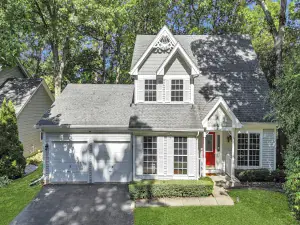 215 N Oak Avenue Bartlett IL 60103 MLS #MRD12502288 54 broker reciprocity