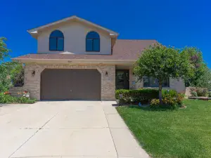 17225 Munster Lane Tinley Park IL 60477 MLS #MRD12394806 56 broker reciprocity