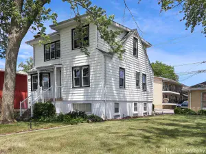 1014 N Elmhurst Road Prospect Heights IL 60070 MLS #MRD12427588 120 broker reciprocity