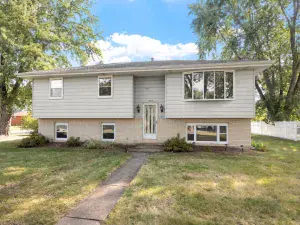 1630 Marquette Road Joliet IL 60435 MLS #MRD12499200 54 broker reciprocity