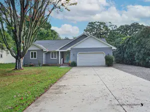 2527 Keystone Avenue North Riverside IL 60546 MLS #MRD12449247 48 broker reciprocity