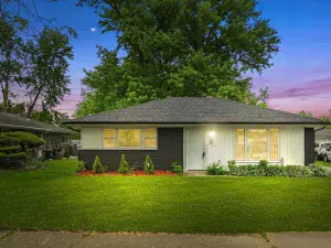 336 Marquette Street Park Forest IL 60466 MLS #MRD12497419 60 broker reciprocity