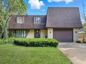 9712 W Shore Drive Oak Lawn IL 60453 MLS #MRD12391906 54 broker reciprocity