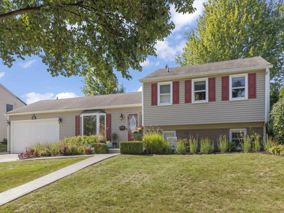 1425 Colwyn Drive Schaumburg IL 60194 MLS #MRD12476244 45 MLS #MRD12476244 image #0