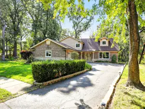 16140 Prairie Avenue South Holland IL 60473 MLS #MRD12451401 64 broker reciprocity