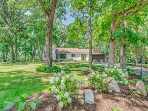 1288 The Point Street Barrington IL 60010 MLS #MRD12408987 40 broker reciprocity