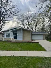 220 Westgate Avenue Chicago Heights IL 60411 MLS #MRD12345480 62 broker reciprocity