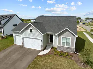 8 Donald Court Elmhurst IL 60126 MLS #MRD12492098 64 broker reciprocity