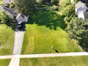 1S728 Shaffner Road Wheaton IL 60189 MLS #MRD12480613 52 broker reciprocity