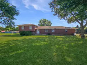 8124 A Finnie Road Newark IL 60541 MLS #MRD12441692 46 broker reciprocity
