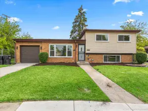 15701 Drexel Avenue Dolton IL 60419 MLS #MRD12256904 52 broker reciprocity