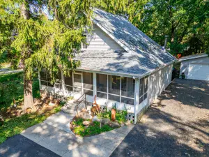 12581 GREENSVIEW Drive Roscoe IL 61073 MLS #MRD12358209 48 broker reciprocity