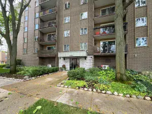 3615 E Central Road #101 Glenview IL 60025 MLS #MRD12454330 48 broker reciprocity