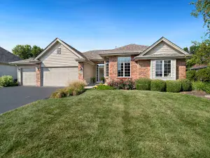 723 Balmoral Avenue Westchester IL 60154 MLS #MRD12477255 60 broker reciprocity