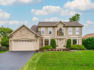 104 Cottonwood Drive Streamwood IL 60107 MLS #MRD12496960 60 broker reciprocity
