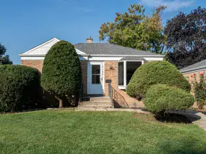 3125 W. 114th. Street Merrionette Park IL 60803 MLS #MRD12453450 56 broker reciprocity