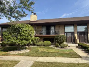 5185 Greentree Road Oak Forest IL 60452 MLS #MRD12457821 54 broker reciprocity
