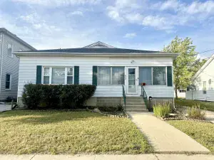1006 Douglas Street Ottawa IL 61350 MLS #MRD12493847 56 broker reciprocity