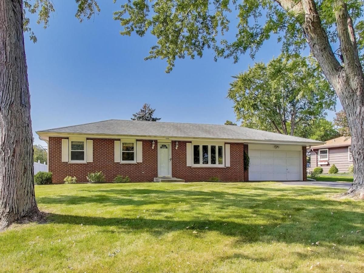 1031 Lindenwood Drive Aurora IL 60506 MLS #MRD12477437 45 MLS #MRD12477437 image #0
