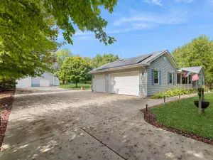 2556 E 269th Road Peru IL 61354 MLS #MRD12465936 42 broker reciprocity