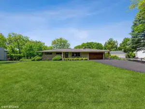 171 Waltonian Terrace Fox Lake IL 60020 MLS #MRD12430544 46 broker reciprocity