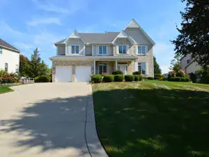 3725 N Firestone Drive Hoffman Estates IL 60192 MLS #MRD12490706 56 broker reciprocity
