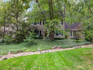 1242 Heidorn Avenue Westchester IL 60154 MLS #MRD12455480 54 broker reciprocity