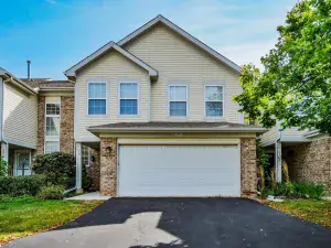 125 CLEVELAND Court #M2 Schaumburg IL 60193 MLS #MRD12451844 44 broker reciprocity